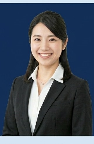 AIが生成したスーツ姿の証明写真サンプル