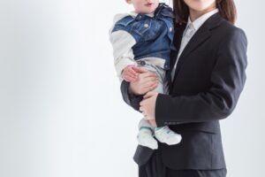 「もう働きたくない…」子育て中の女性が限界を感じたときの対処法