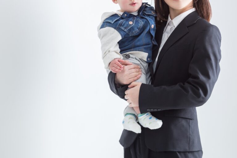 「もう働きたくない…」子育て中の女性が限界を感じたときの対処法
