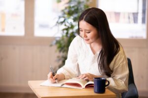 仕事と両立しながら学び直す方法｜焦らずスキルを身につける