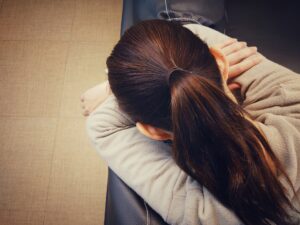 仕事のモヤモヤを放置するのは危険？違和感の正体と後悔しない向き合い方